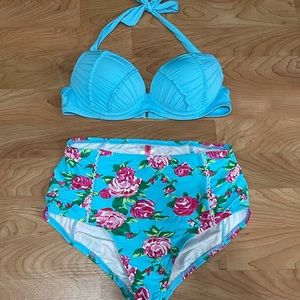 Final ✂️ NWOT Betsy Johnson Swimwear SMALL